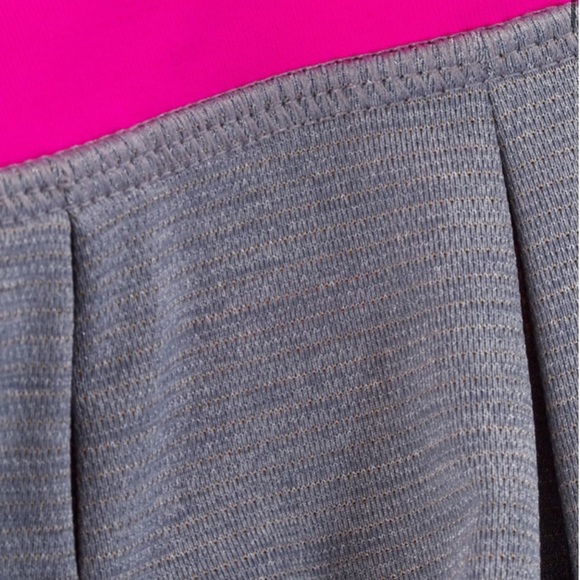 Lululemon Run: Your Heart Out Tank-Paris Pink/Heathered Blurred Grey-Size 6 - Picture 5 of 12